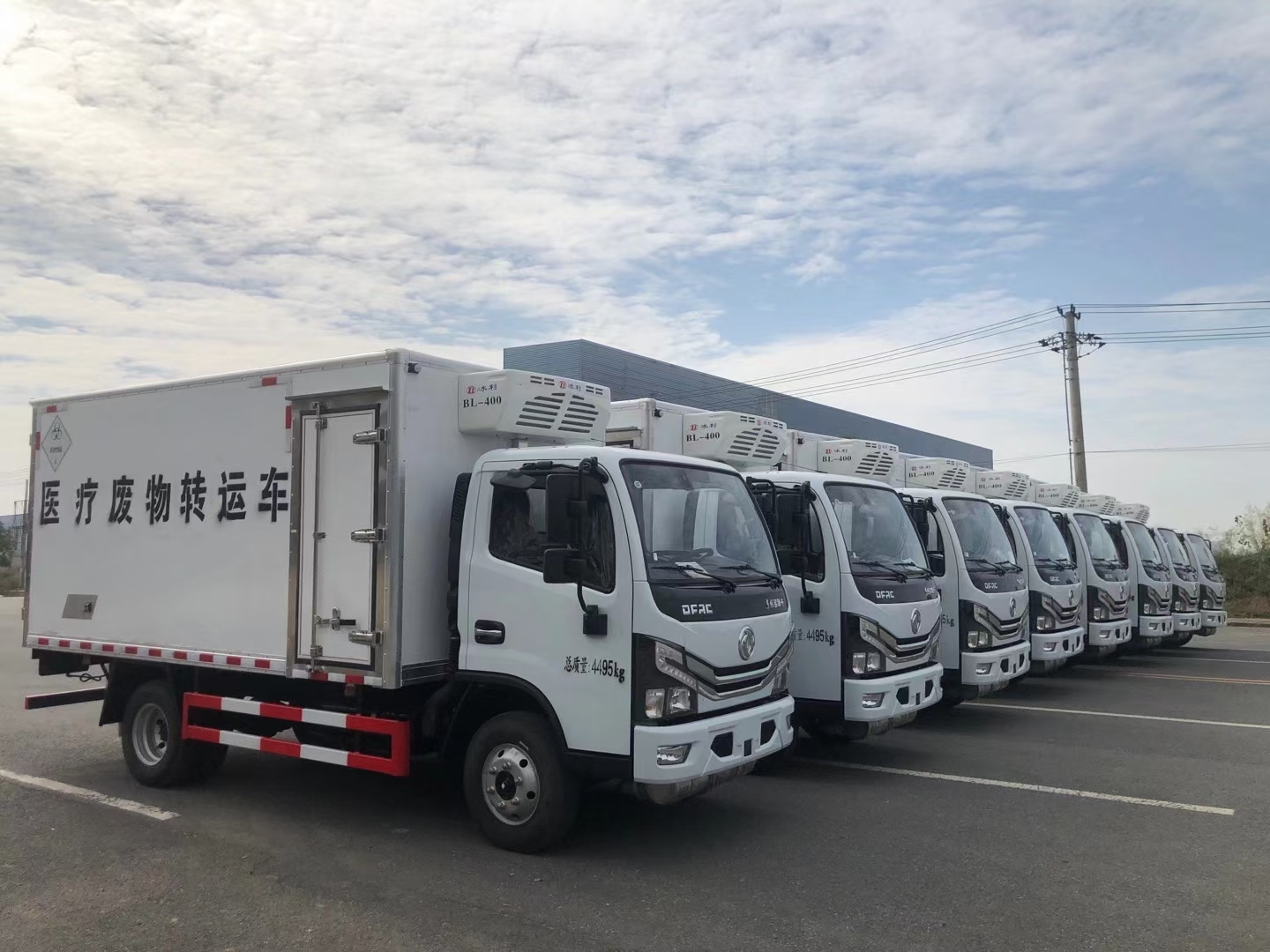 東風多利卡醫療廢物車